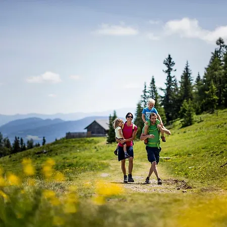 Wohlfuehl-pension Kreischberg By Martina