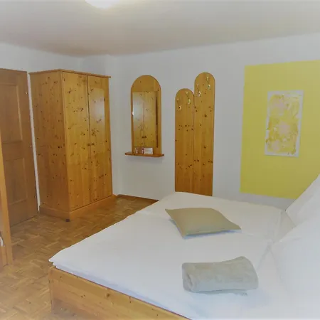 לינה וארוחת בוקר Wohlfuehl-pension Kreischberg By Martina