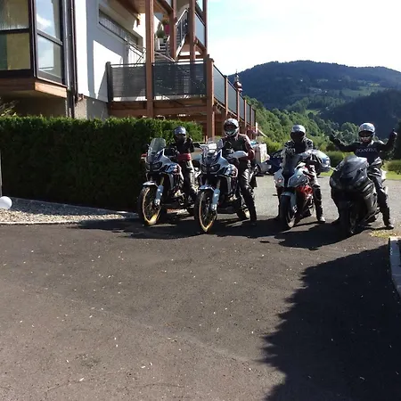 לינה וארוחת בוקר Wohlfuehl-pension Kreischberg By Martina