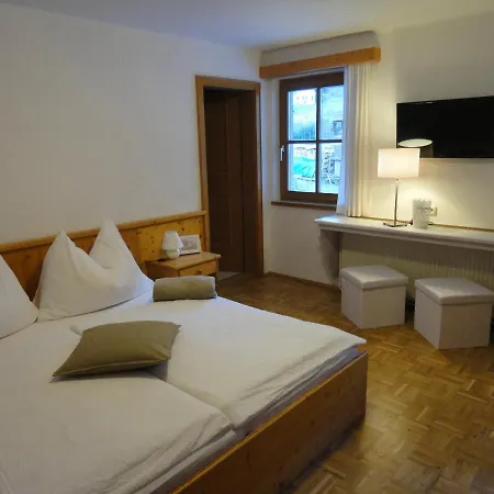 Wohlfuehl-pension Kreischberg By Martina לינה וארוחת בוקר