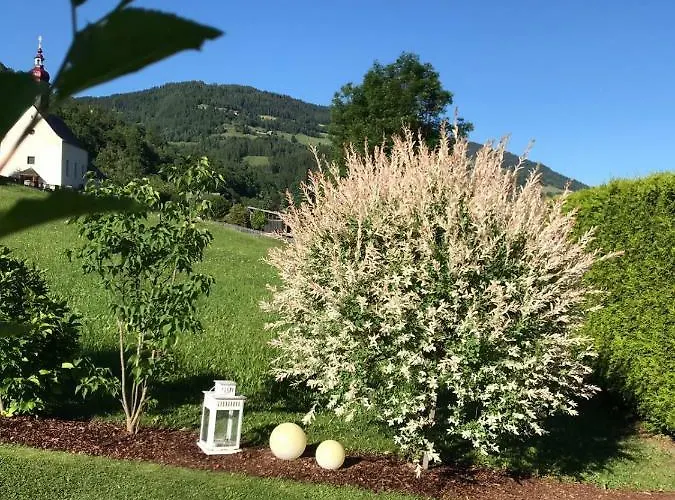 Wohlfuehlpension Kreischberg Inklusive Muraugaestecard Bed & Breakfast